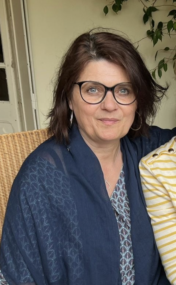 Portrait de Fabienne, aide-soignante à domicile